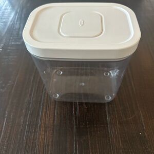Oxo Clear and White Food Storage Container
